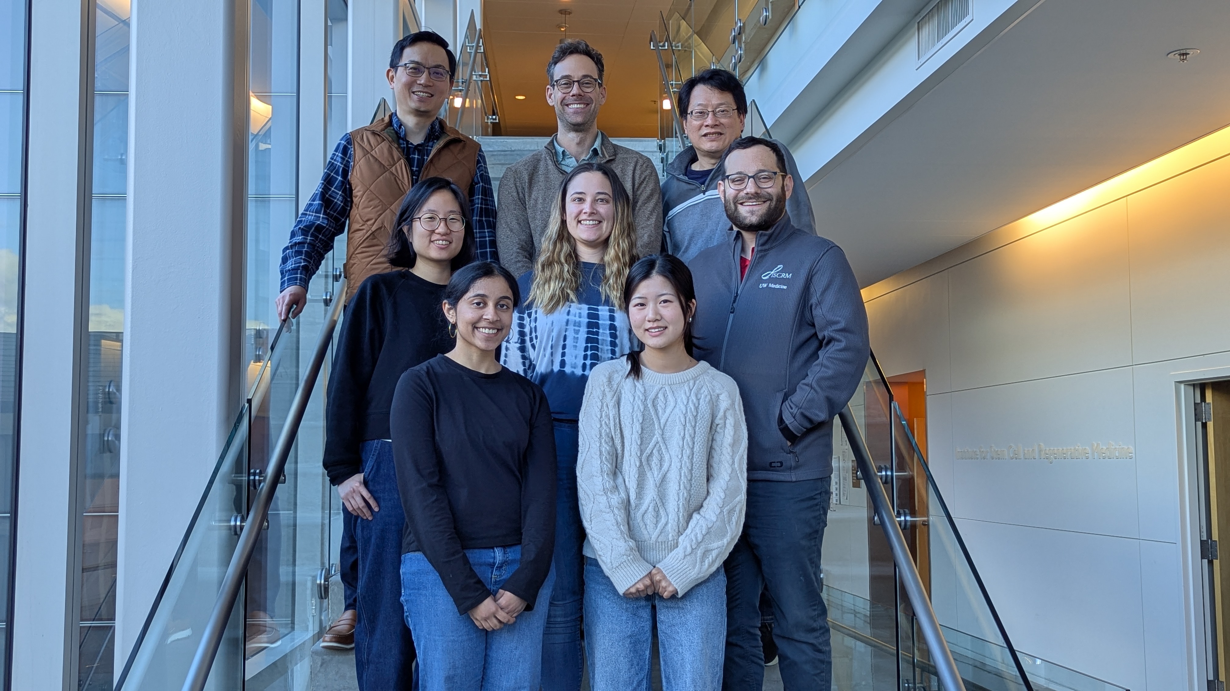 Daniel Yang and his lab team members