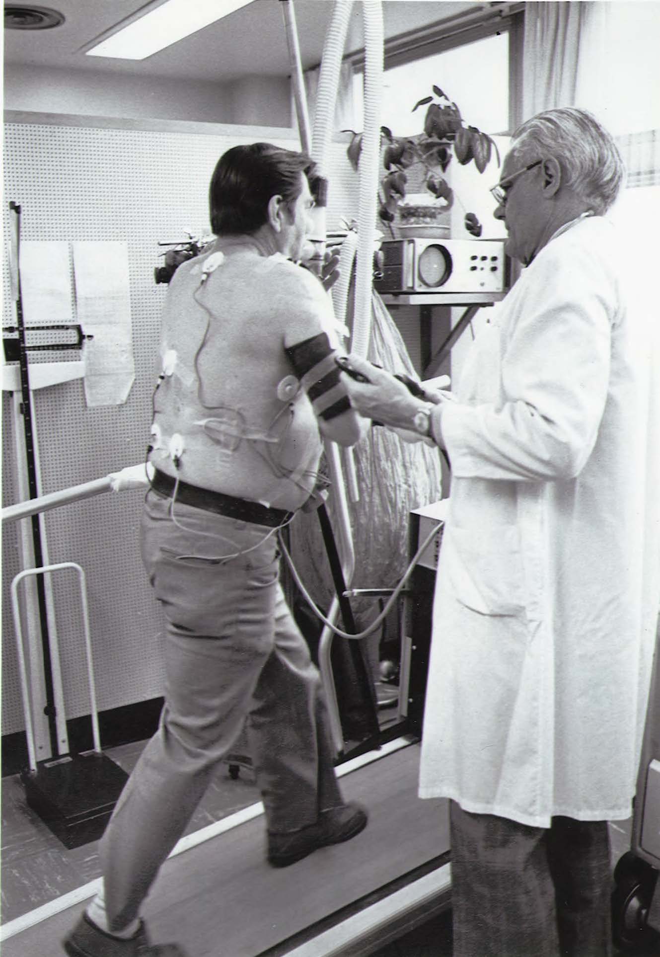 Robert A. Bruce conducting standardized treadmill test.